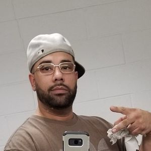 Meet your Posher, Lawrence